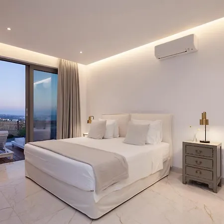 White Pearl Villa *
