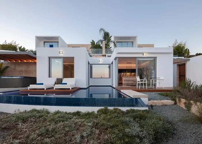 White Pearl Vila Paphos